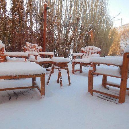 Hosteria Roblesur Ел Калафате Екстериор снимка